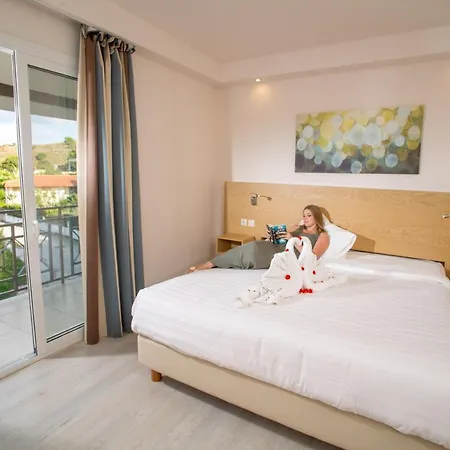Aegean View Aqua 4* פסאלידי
