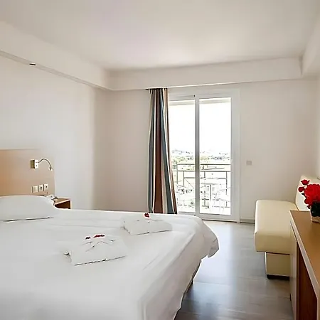 Aegean View Aqua Hotel 4*